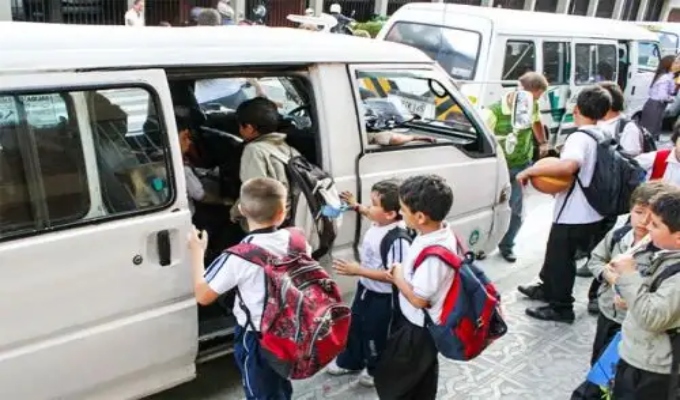 Conductores de movilidad escolar evalúan subir tarifas ante escasez de GNV