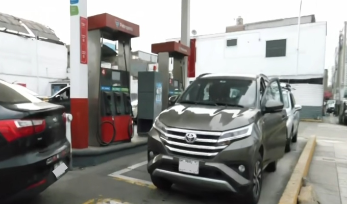 Desabastecimiento de gas impacta en Lima: gasolina premium sube hasta S/23.99