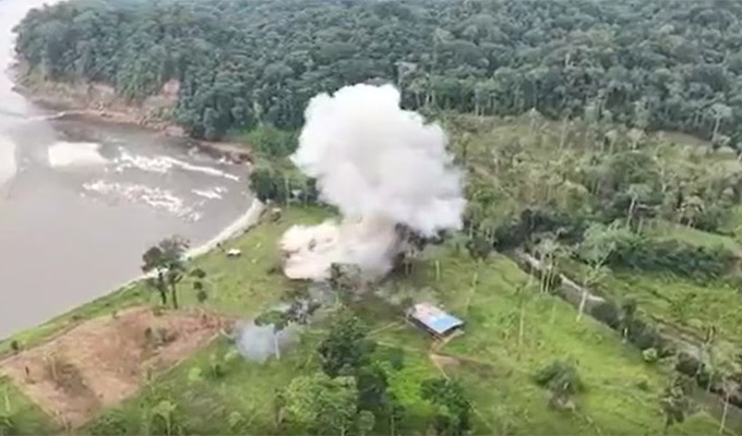 Ecuador destruyó campo de entrenamiento de las FARC: operativo contó con el apoyo de EEUU