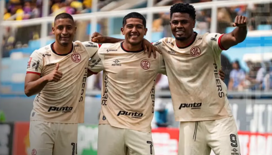 UTC venció 2-1 a Comerciantes Unidos y tomó la punta del Torneo Apertura