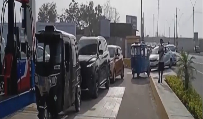 Pisco: largas colas en grifo por demanda de combustible