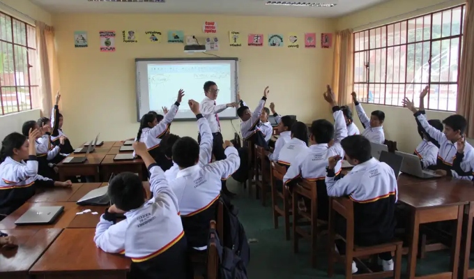 Gobierno mantiene clases presenciales pese a crisis por escasez de gas