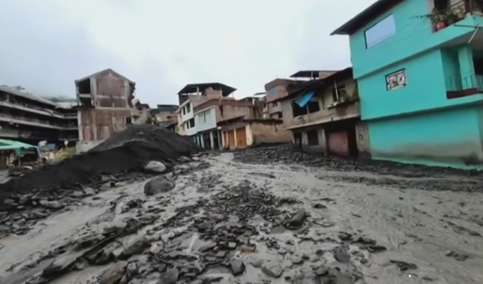 Huaicos causan daños en Ayacucho: viviendas afectadas y una mujer desaparecida