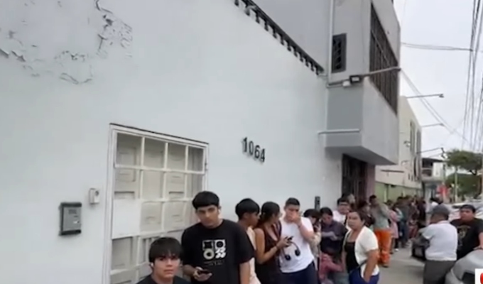 Trujillo: largas colas en Reniec generan malestar entre ciudadanos