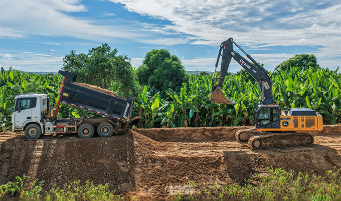 Piura: despliegan más maquinarias en distintos sectores de Ayabaca para atender emergencias por lluvias