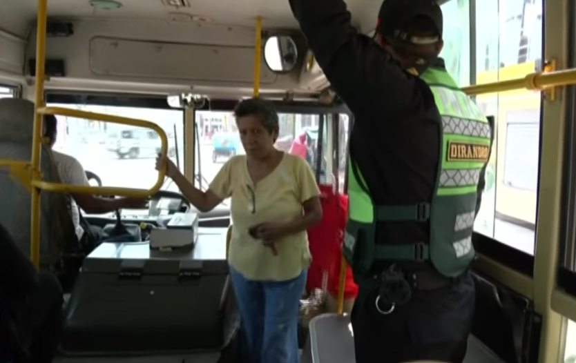 Equipo de 24 Horas abordó bus de Translicsa con resguardo policial