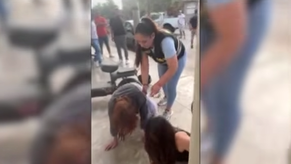 Caen “Las Ñañas del Boulevard” por pepear a jóvenes en Barranco