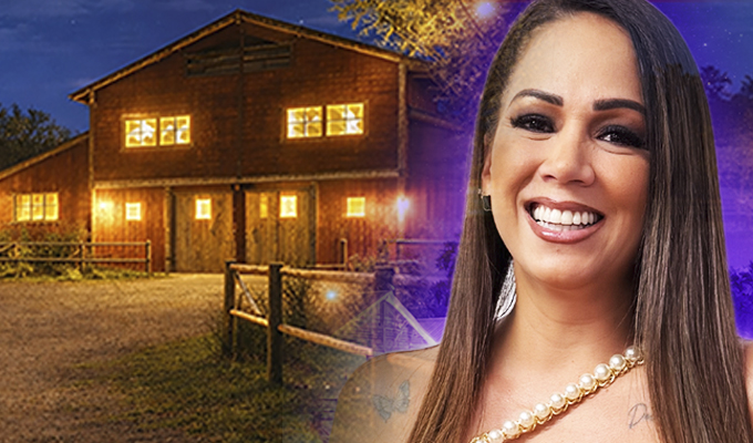 Melissa Klug llega a “La Granja VIP” y remueve el pasado con Diego Chávarri