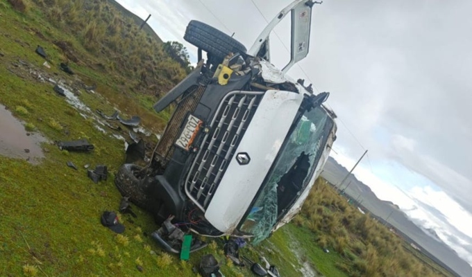 Trágico accidente en carretera de Puno deja víctimas mortales y varios heridos