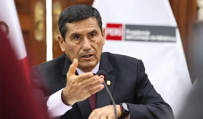 Premier Arroyo: Ejecutivo no escatimará esfuerzos en combatir y erradicar la minería ilegal