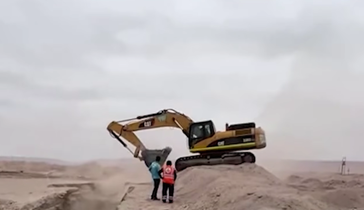Tacna también excava zanja en la frontera con Chile