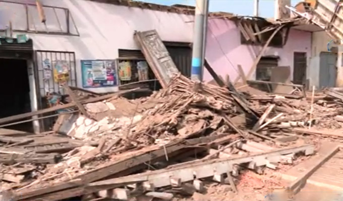 Callao: colapsa segundo piso de vivienda de 150 años de antigüedad