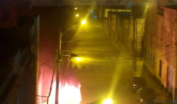 Callao: detienen a joven y un menor por quemar combis
