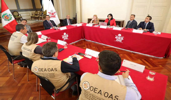 Elecciones 2026: titular del JNE se reunió con delegados de la misión de observación de la OEA