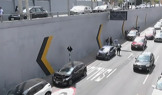 Choque múltiple en la Vía Expresa genera congestión vehicular