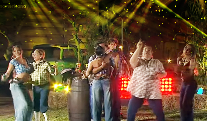 La Granja VIP celebra su primer mes al aire con fiesta para los participantes