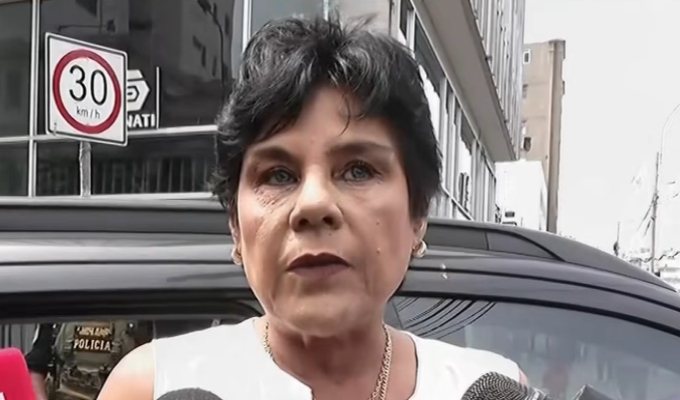 Norma Yarrow denuncia “caos” en la ONPE tras visita inopinada a sede del jirón Washington
