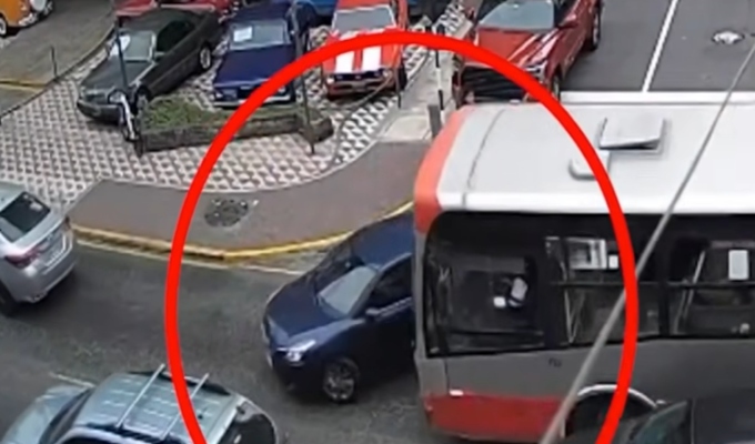 ¡Pánico en San Isidro! Bus del Corredor Rojo choca contra vehículo y deja dos heridos
