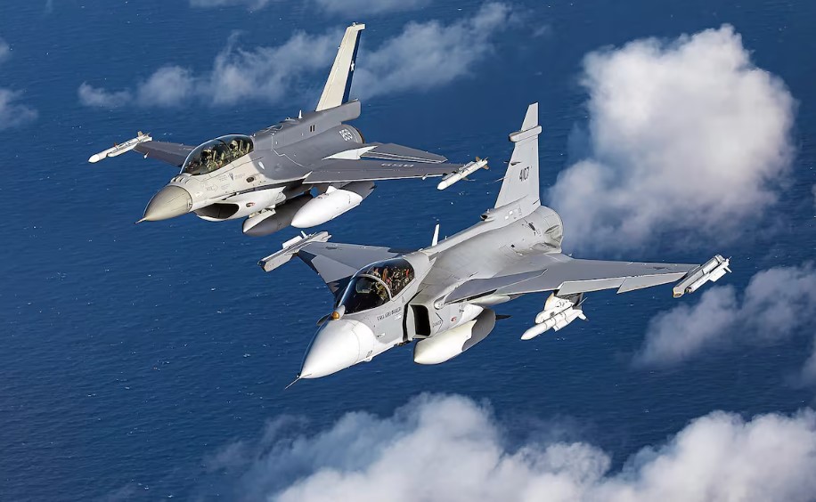 Perú transfiere más de 400 millones de dólares por aviones caza F-16 pese a anuncio de postergación