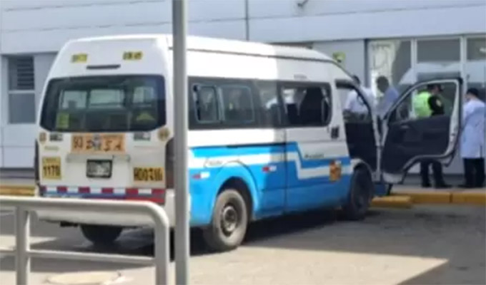 Callao: chofer y cobrador de combi terminan heridos tras ataque a balazos de extorsionadores