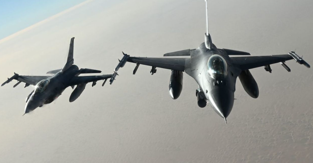 Dos cazas F-16 de EE.UU. participarán de exhibición en la Base Aérea Las Palmas