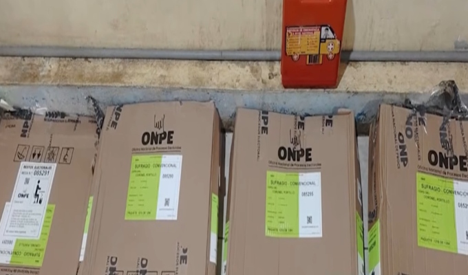 ¡Alerta electoral! Hallan ánfora en oficina privada en Pucallpa