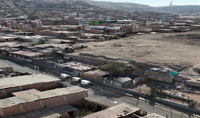 ¡Atentan contra el patrimonio! Realizan pintas en la Huaca Cruz de Armatambo