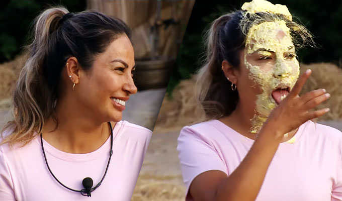 Pamela se equivoca sobre Paul Michael y recibe tortazo en divertida dinámica