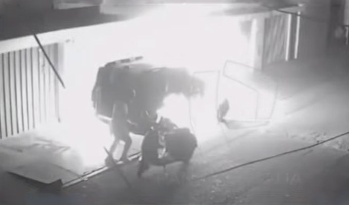 Sujeto incendia camioneta en Los Olivos: unidad había sido adquirida hace solo cuatro meses