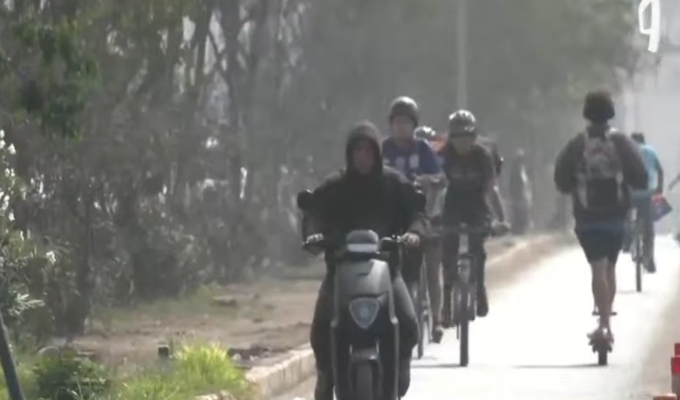 Advierten uso indebido de ciclovías por scooters y motos eléctricas