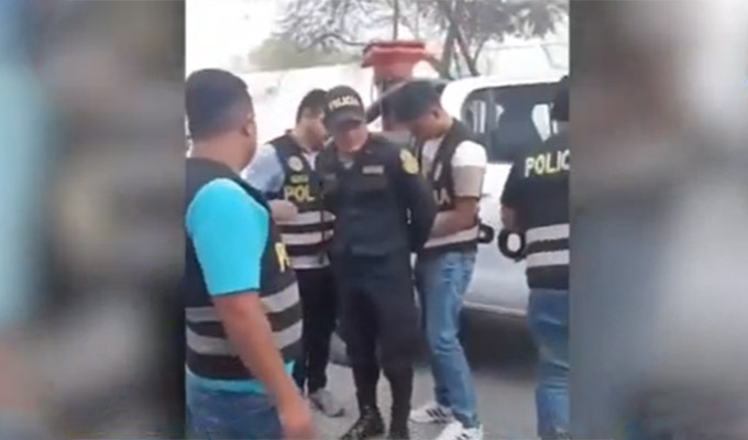 Piura: detienen a policía y su esposa por extorsionar a su padrino de bodas