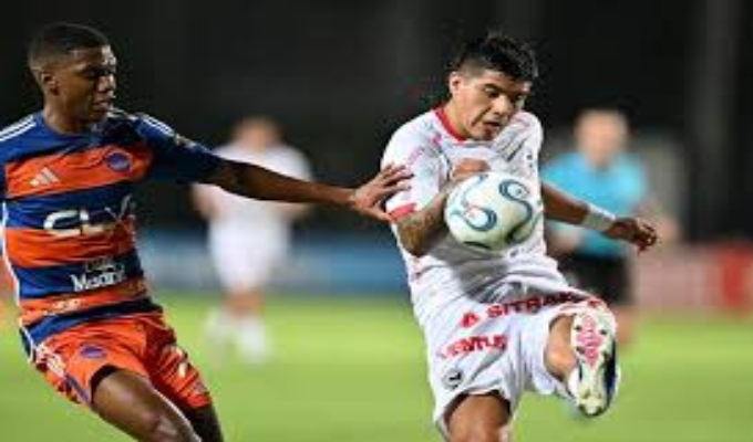 Cienciano pierde ante Puerto Cabello, aunque conserva la cima del grupo