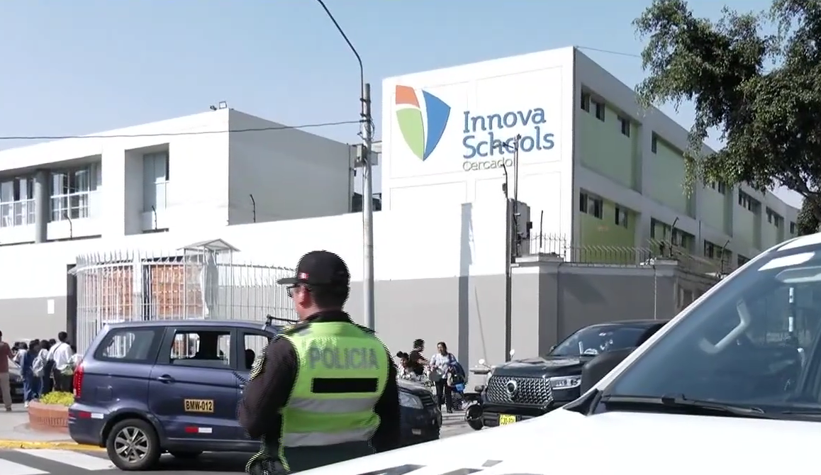 Alarma en colegio: lanzan amenaza durante reunión virtual de padres