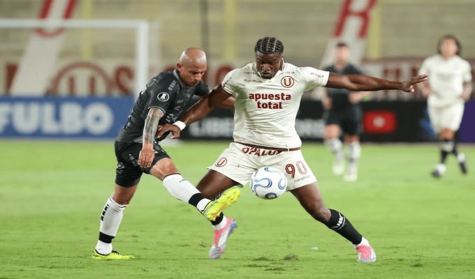 Universitario se prepara para visitar a Coquimbo Unido por la Copa Libertadores