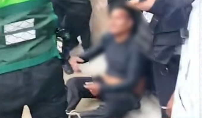 Los Olivos: indignados vecinos golpearon y maniataron a sujeto que asaltó a un escolar