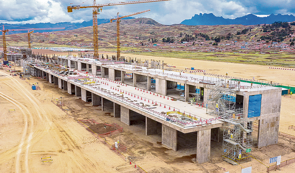 Contraloría advierte que contratista pretende aplazar ejecución del aeropuerto de Chinchero