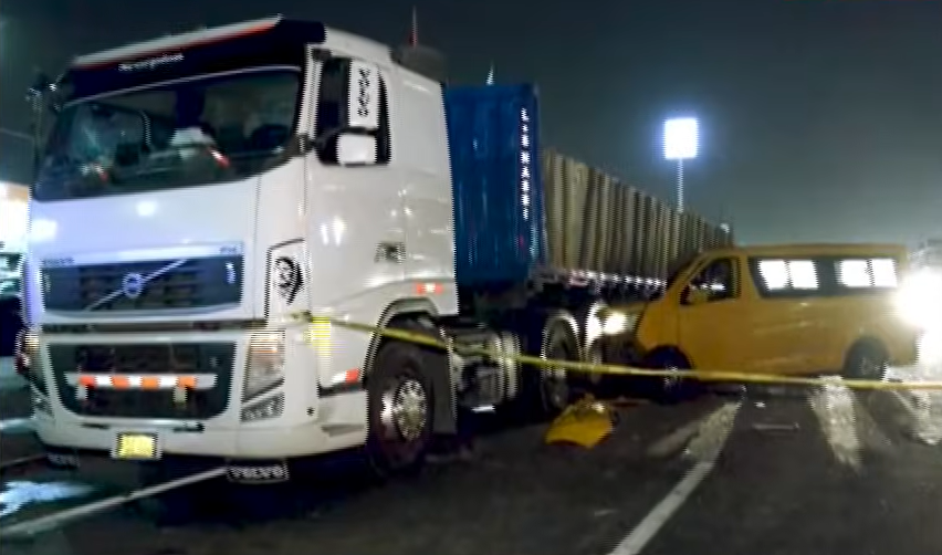 Tres muertos y ocho heridos deja nuevo accidente en la Panamericana Sur