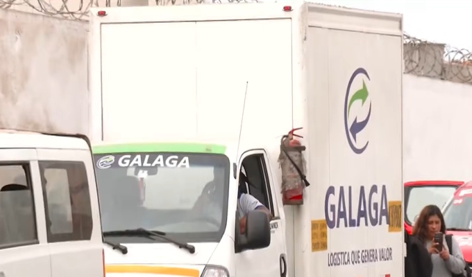 Empresa cuestionada por reparto de material electoral busca participar en segunda vuelta