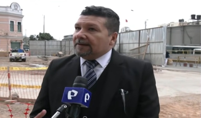 Denuncian presunta usurpación en galería Santa Lucía en Gamarra: identifican a dos implicadas
