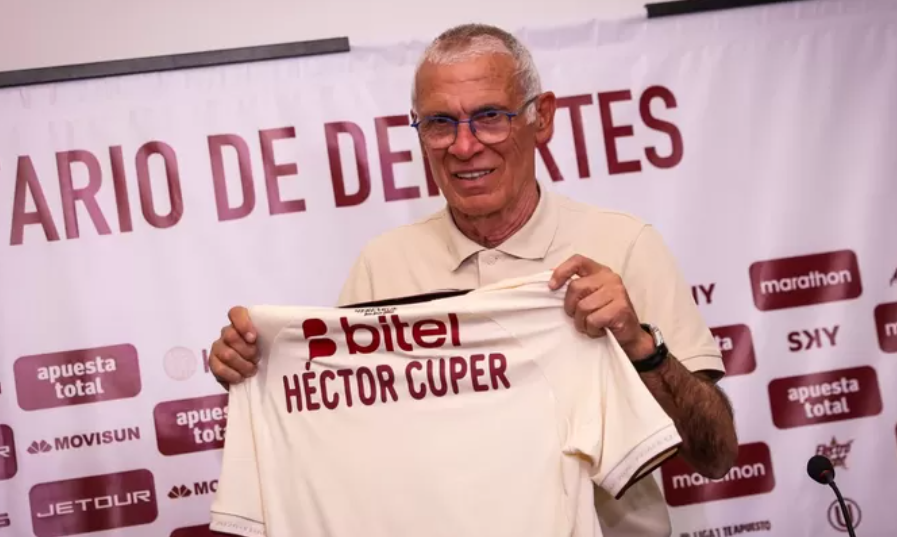 Héctor Cúper fue presentado como nuevo técnico de Universitario
