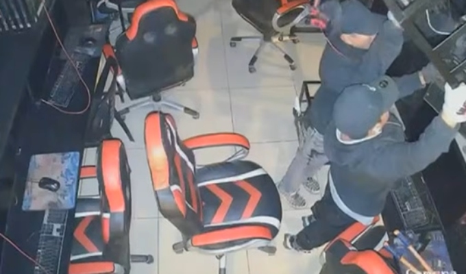 Roban más de S/50 mil en computadoras gamers de cabina de internet en Chosica