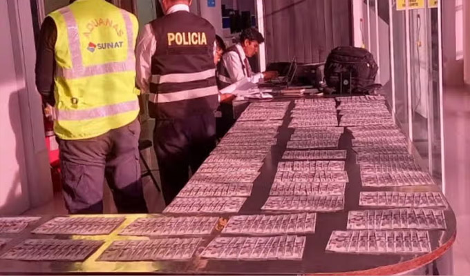 Intervienen a mujer con más de $ 82 mil ocultos en el cuerpo en la frontera entre Perú y Chile