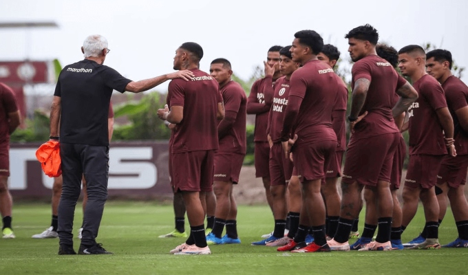 Universitario presentó convocados para duelo ante Nacional con el regreso de Sekou Gassama