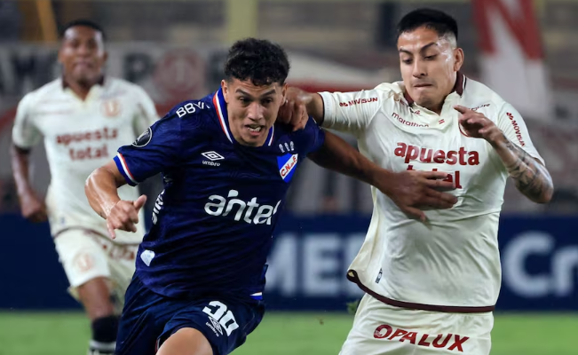 Universitario igualó 0-0 con Nacional y definirá su clasificación en Lima