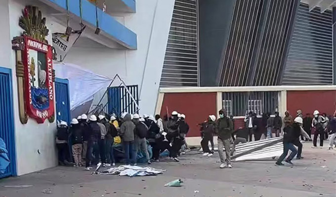 Universidad Nacional del Altiplano: violento enfrentamiento entre estudiantes deja varios heridos