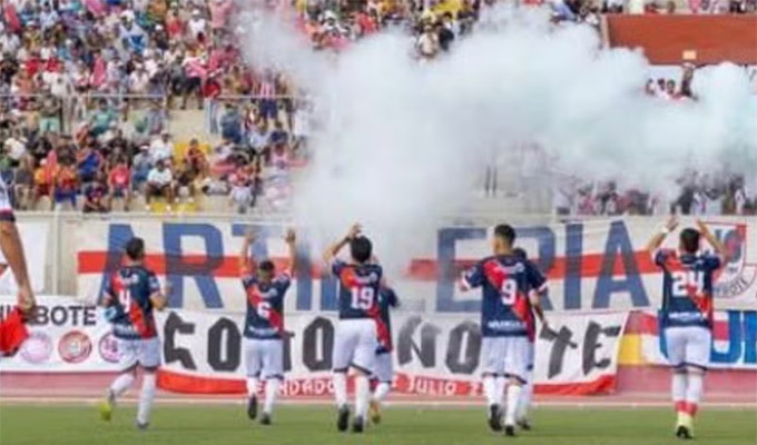Chimbote: niño sufre quemaduras tras explosión de bombarda durante partido de fútbol