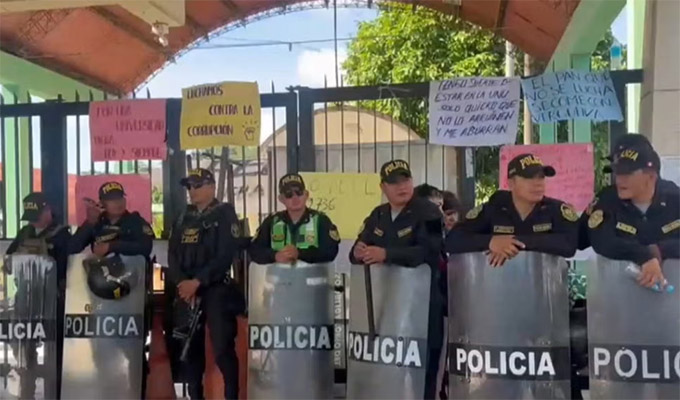 Universidad Nacional de Ucayali: estudiantes toman campus exigiendo mejoras en la infraestructura