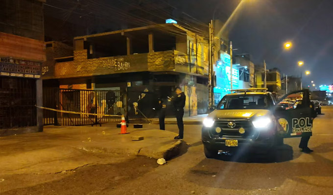 Independencia: presuntos extorsionadores atacan a balazos local comercial y dejan un herido