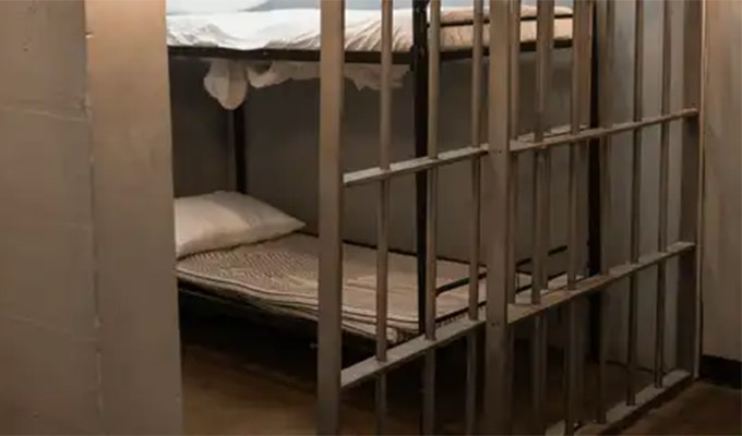 Suecia busca frenar criminalidad juvenil: menores de 13 años podrán ser encarcelados