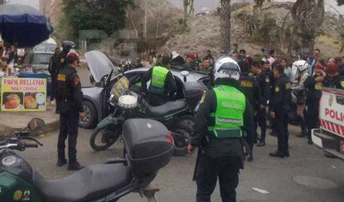Dos muertos y un herido deja balacera en Comas: sería por un presunto ajuste de cuentas